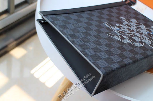 lv手包 N60308原單 多功能Pochette Voyage中號手袋 lv男士手拿包  lvqb1821